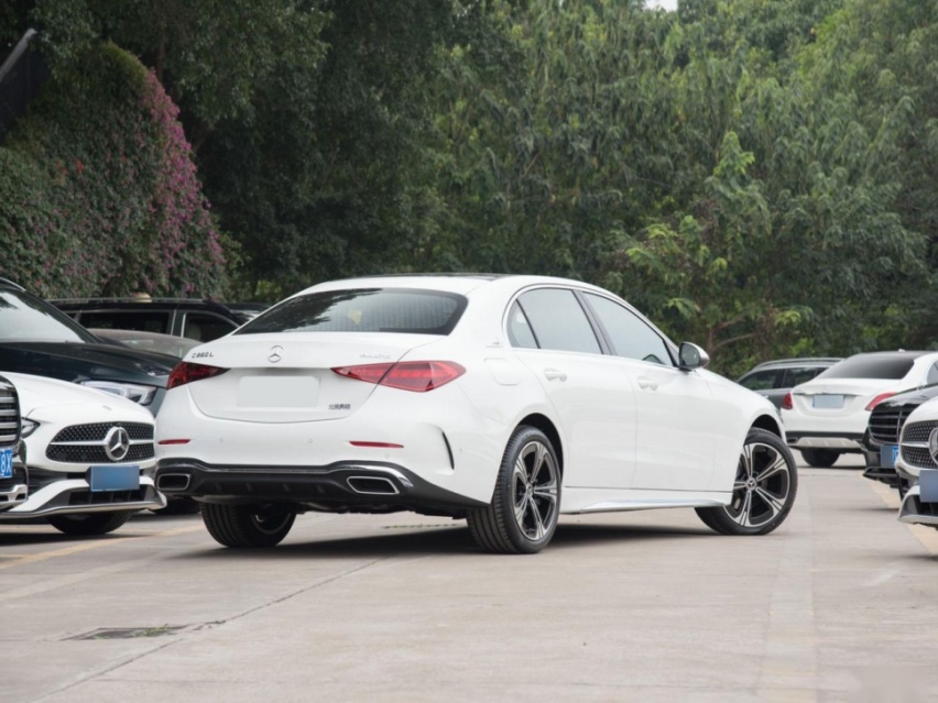 豪华还是新贵？特斯拉MODEL3对比奥迪A4L、奔驰C级