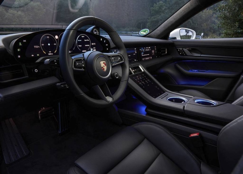 Porsche-Taycan-2020-1024-5f.jpg