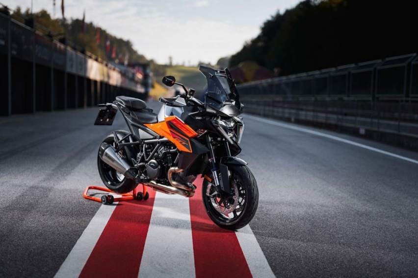 2024米兰车展，2025款KTM1390 SUPER DUKE GT