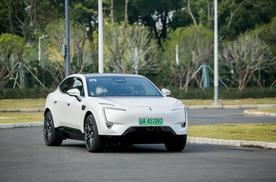 面对城市复杂路况，阿维塔11智驾能力可从容应对！