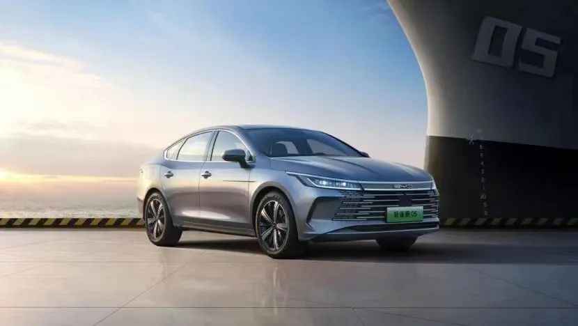 不惧油价上涨，比亚迪驱逐舰05上市，11.98万元起