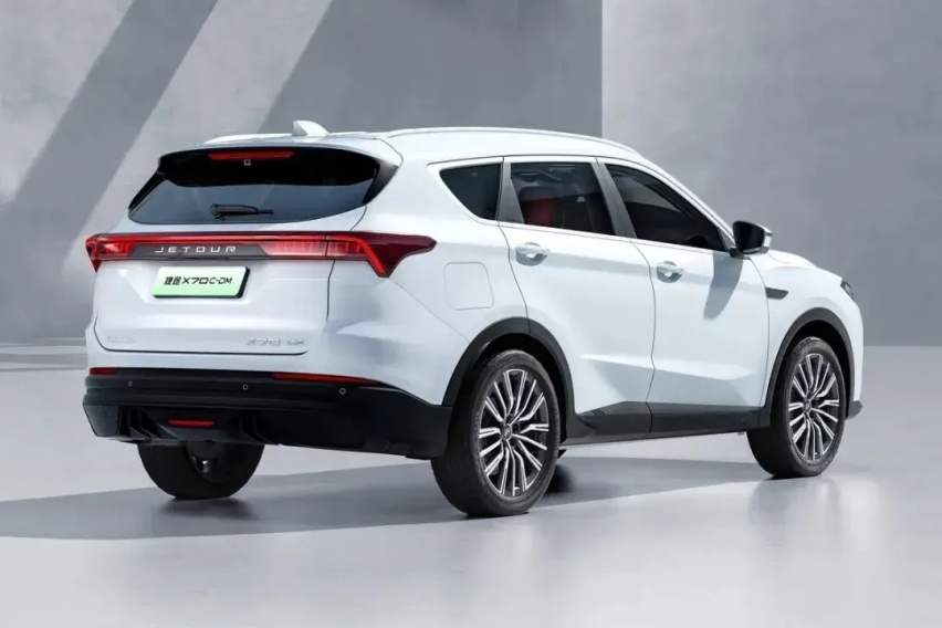14万级混动大七座SUV 有劲、省油、舒适兼具的捷途X70 C-DM