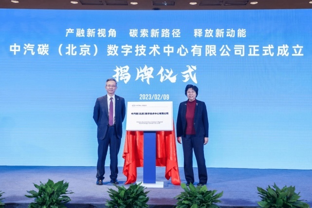 别再往里挤了，五菱宏光MINI EV的爆款故事不可复制