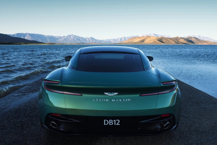 阿斯顿·马丁DB12上市，搭载V8引擎，定价251.8万元起