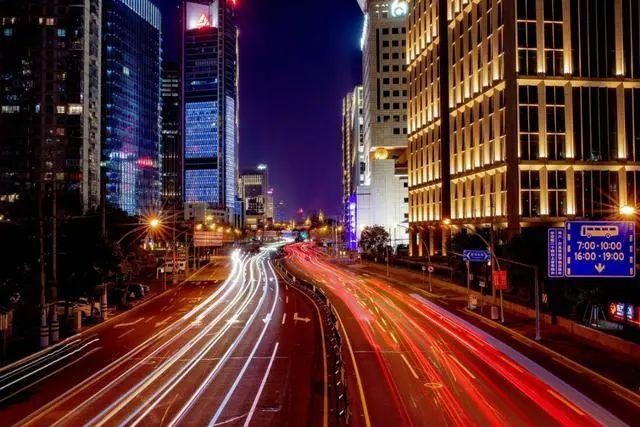 车企纷纷下调年销目标，未来中国车市会更惨吗？