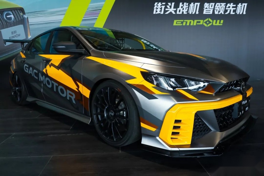 618预售9.88万元起，传祺影豹：我不就是你的真命天子？