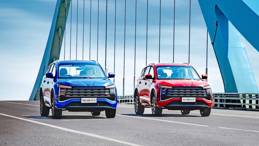 高性价比七座SUV 预算十二万元 思皓X8 PLUS还是吉利豪越？