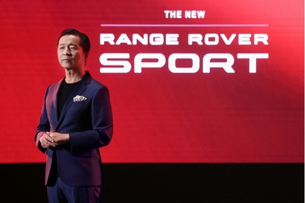 路虎史上性能最强运动SUV，全新路虎揽胜运动版上市