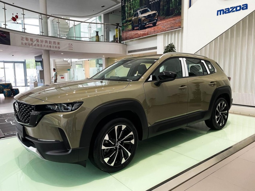 低调技术控!2.5L智能无感变缸,全新CX-50又省又猛15.98万起