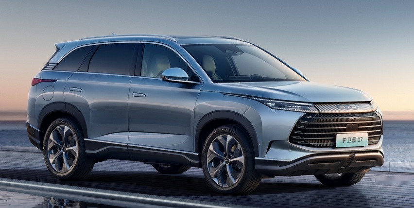 同为比亚迪大五座SUV，护卫舰07和唐怎么选？分别适合哪些人？