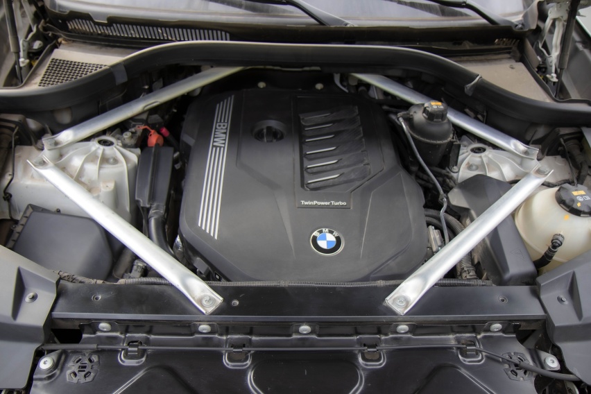2020 新BMW X5雨林体验季正式开启