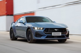全新福特Mustang，自带漂移手刹，标配GT车型套件