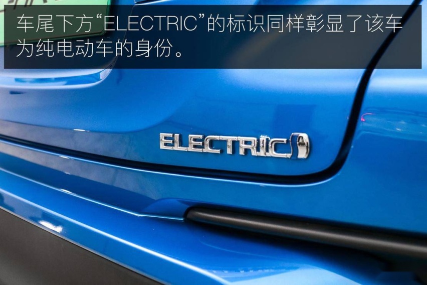 极具设计美感的 SUV 广汽丰田 C-HR EV 实拍
