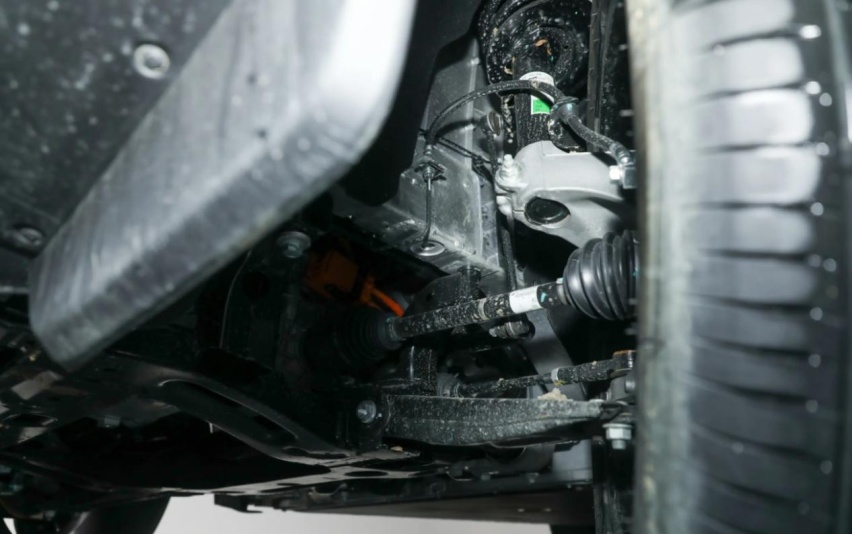 iCAR 03，10.98万元起价的“方盒子”电动车，蜂窝铝底盘