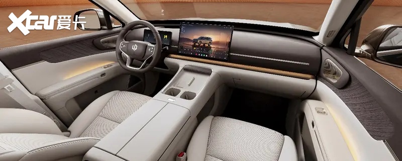 零跑D19售价2198万起重塑旗舰平权新时代(图4)