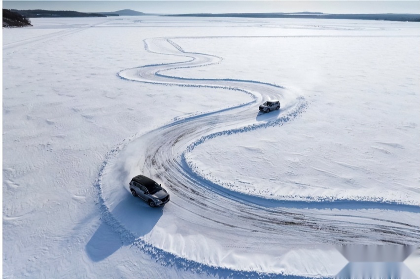 -30℃穿越雪地丛林，挑战顶级“冰雪”赛道