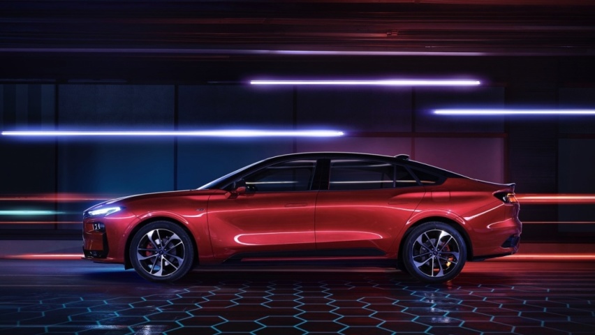 福特F-150猛禽开启预订；阿斯顿·马丁继任F1医疗车