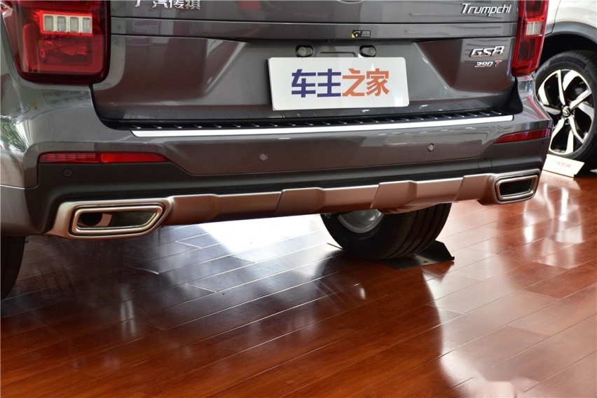 老款GS8车主体验新车：中期改款连配置都减了