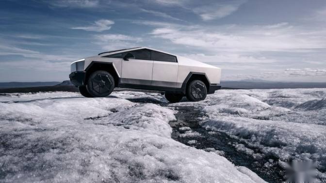 Cybertruck赛博皮卡拖大象、抗子弹、快过911，不愧是你，特斯
