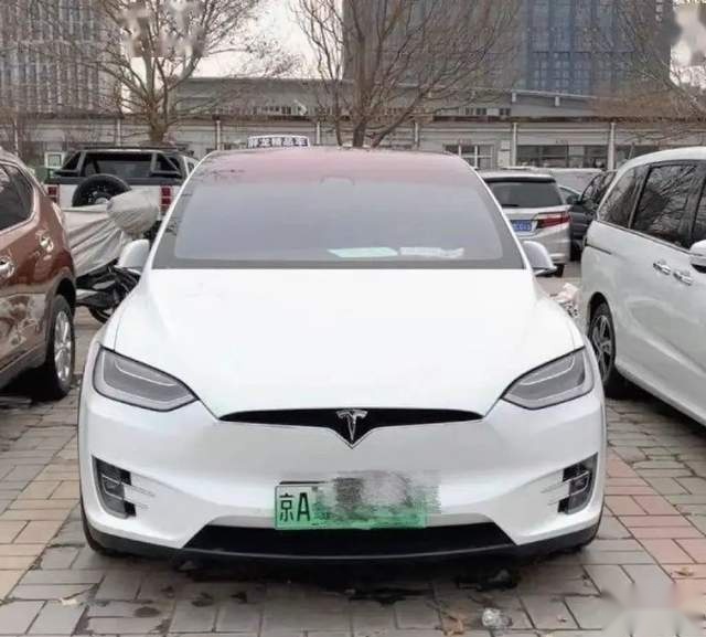 第一批买进口特斯拉的人后悔了吗？