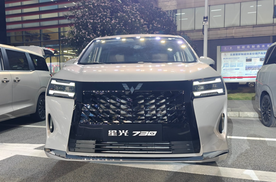 7.3万元起，星光730：三种动力+舒适大7座，五菱又行了