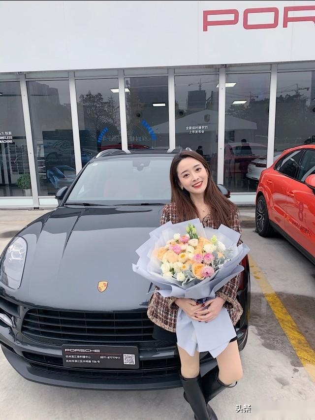 2020款保时捷macan 火山灰选配