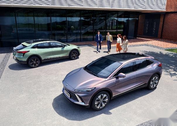 别克奥特能高档纯电轿跑SUV ELECTRA E4上市