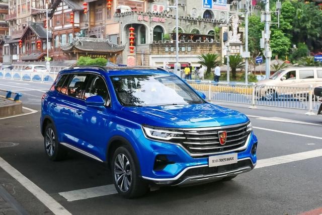 为什么说荣威RX5 MAX开起来“很科幻”?重庆试驾得到答案