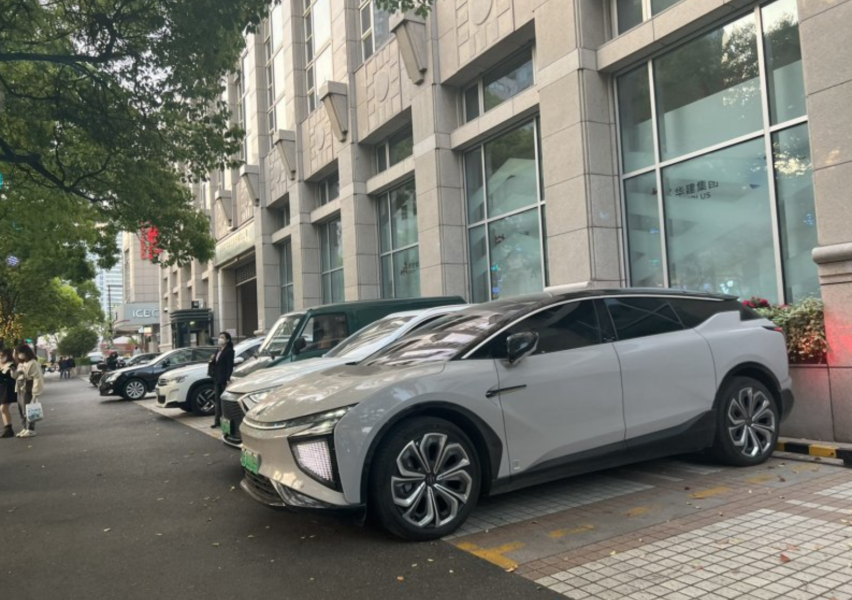 高合HIPHI X真的值得入手吗？看完这篇试驾报告，你就知道了！