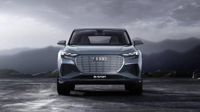 北京车展新车，奥迪Q5L轿跑版/Q4 e-tron概念车首发