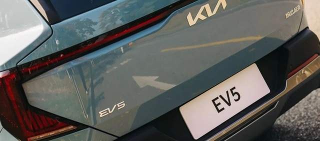 起亚EV5打造精致的百变生活智舱丨Experience
