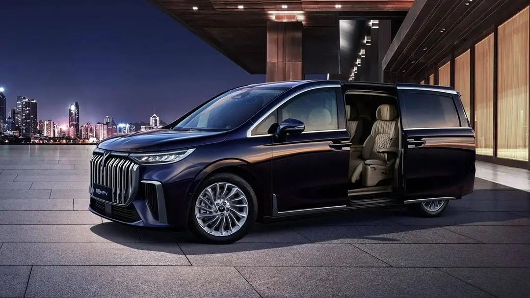 �V������ȫ��M8 PHEV�m(x��)����Ϣ�ع⡢�P������������(sh��)܇�ع⡭