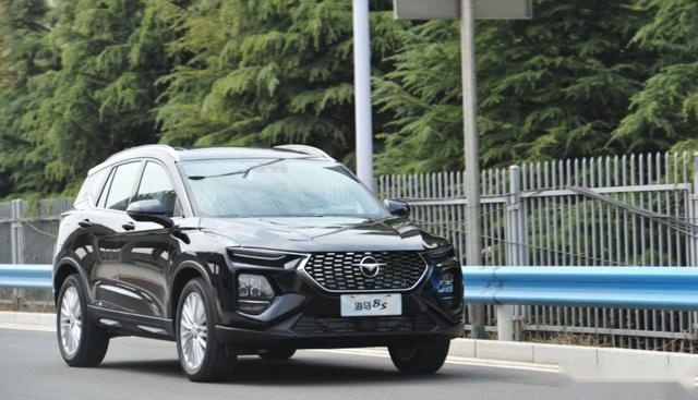 从小鹏摸到海马汽车，吃瓜群众：73秒造车是真实存在的吗？