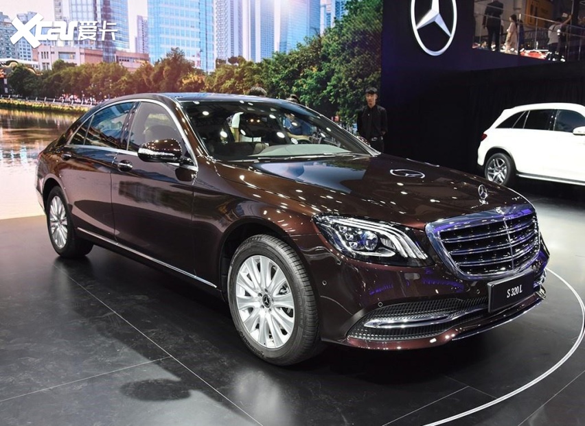 百万级轿车追求家用,两款豪车如何选,没有奥迪与奔驰,令人意外