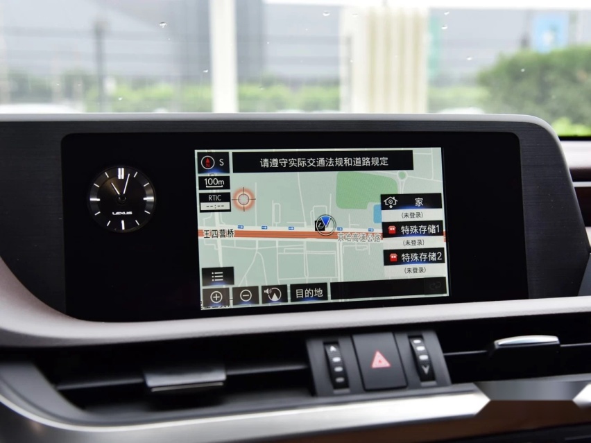 宝马新3系来势汹汹，加价的雷克萨斯ES还能玩得动吗？