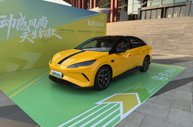 表面功夫到位！比亚迪海豹06EV，10.98万级纯电没对手？