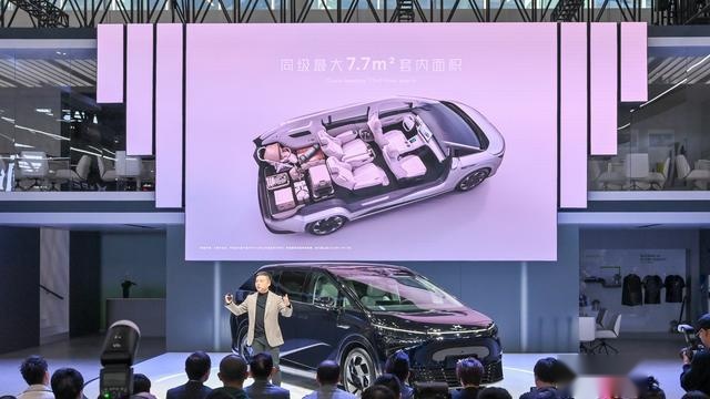 小鹏X9广州车展公布预售价：38.8万起