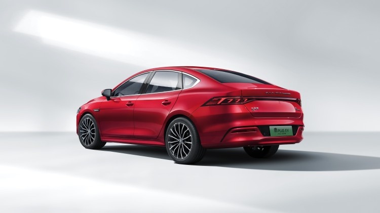 纯电A轿冠军大提升，秦PLUS EV 2023冠军版12.98万起