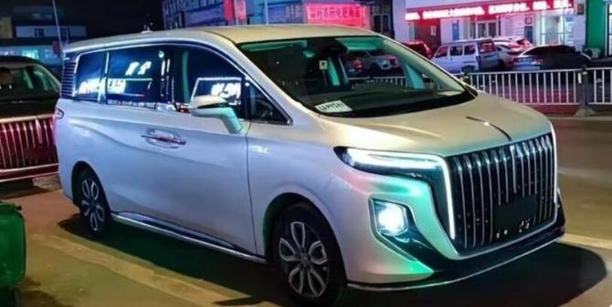 红旗MPV,1.jpg