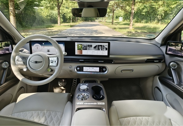 国内首发评测捷尼赛思GV60：求解电动车时代Modern Luxury