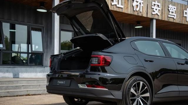Polestar 2我一定要花¥42000选装这辆车的安全带