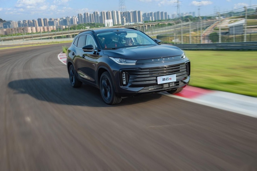 4: 6秒疾速破百,星途凌云S成为15万元级最速燃油SUV