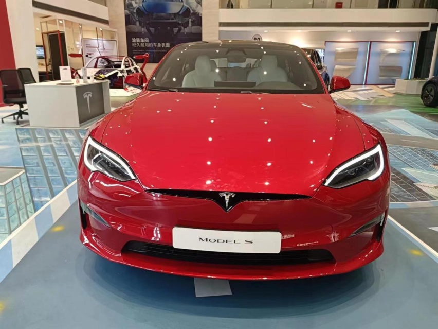特斯拉Model S Plaid  智能性能双魔兽