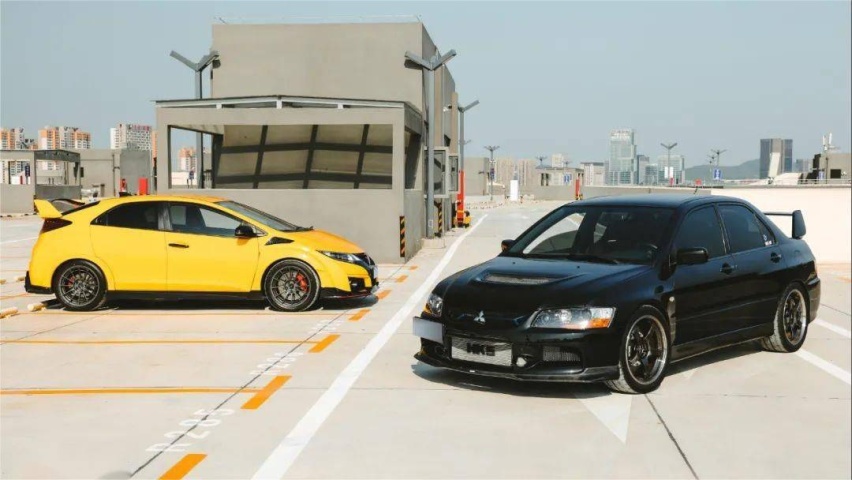 试驾本田思域Type-R FK2：放下万转自吸的本田，要用涡轮大杀四方