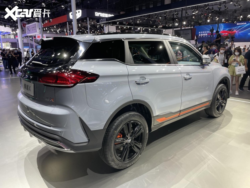 吉利放大招，两款新车车展首发，“国产一哥”非它莫属？