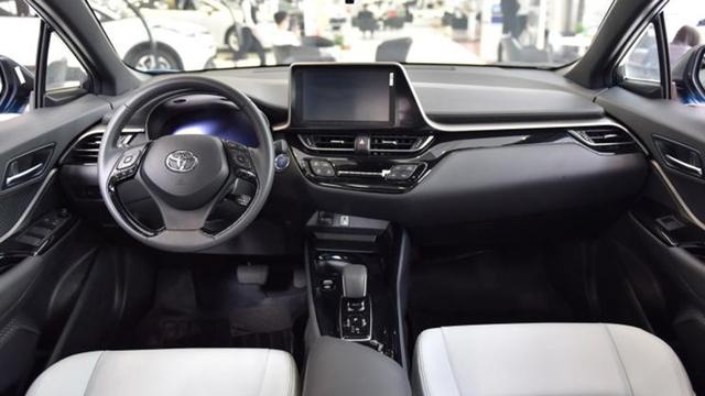 3分钟看车圈：丰田首款纯电动SUV，CH-R EV上市