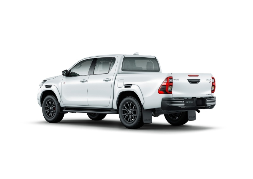 丰田皮卡Hilux 海外约20.32万人民币起 进入中国能火？