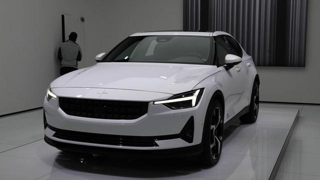 40万你会买谁？极星2和Model 3究竟怎么选