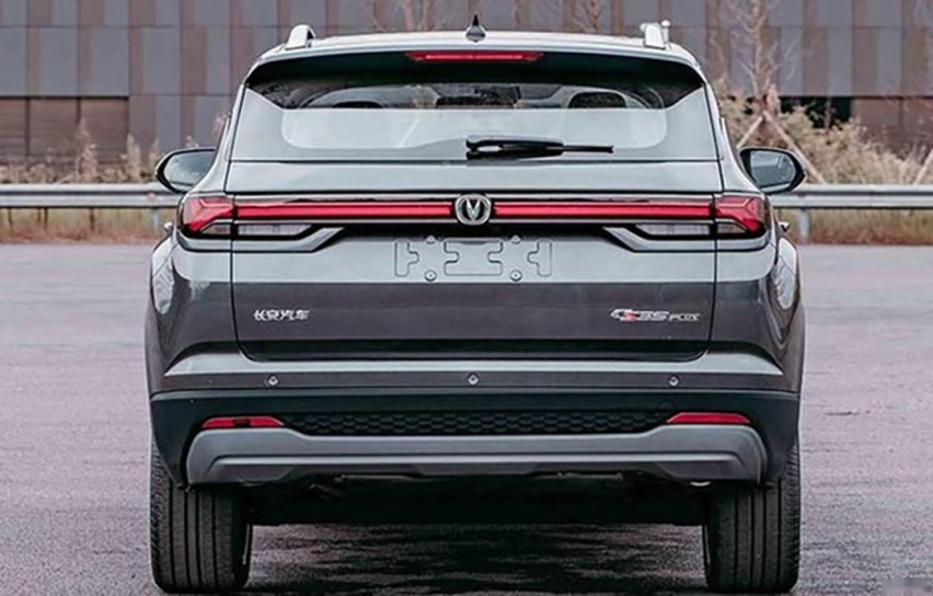 牛！我要吹爆这款6.99万起的SUV，帅到犯规！