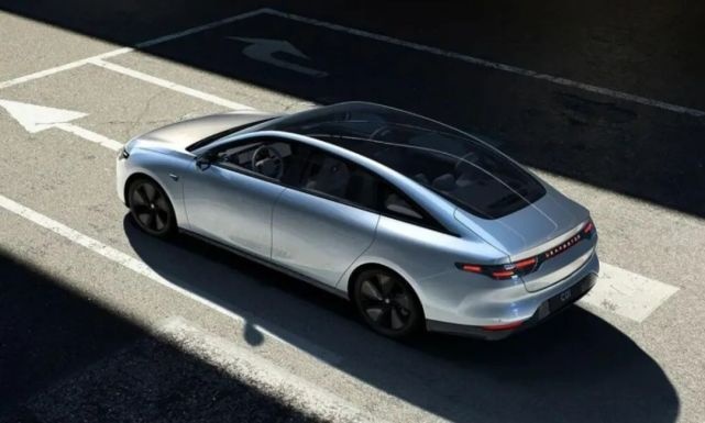 ET5反超3系梦断，海豹强势拉低Model 3，10月行情大变局